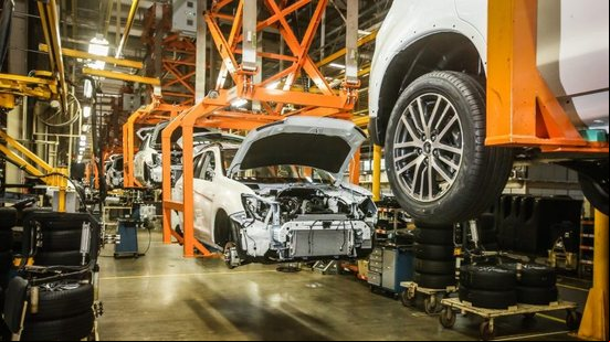 Imagem Indústria Automotiva vai crescer mais que o previsto em 2018, diz Anfavea