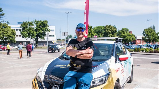 Imagem Volta ao mundo de elétrico: Explorador completa aventura de 16 mil km com Nissan LEAF