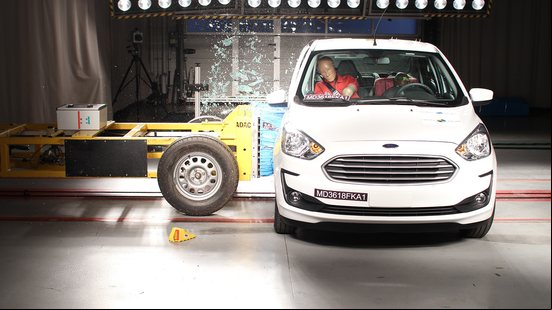 Imagem Vídeo: Ford Ka ganha 3 estrelas para adultos em novo teste do Latin NCap