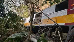 Imagem Acidente na Serra da Barriga: mais de 45 dias depois, ônibus ainda não foi retirado do local