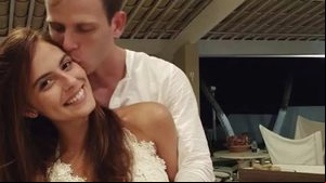 Carolina e Fernando tinham noivado há poucos dias durante a viagem - Reprodução / Instagram