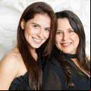 Carolina e a mãe dela, a doutora Lara Albuquerque Canales