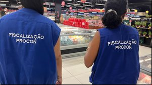 Fiscais do Procon-AL também analisaram possíveis irregularidades na exposição de mercadorias - Ascom Procon-AL