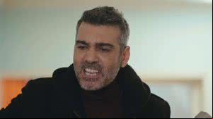 Imagem Sarp procura Sirin e exige que a jovem apague as fotos comprometedoras