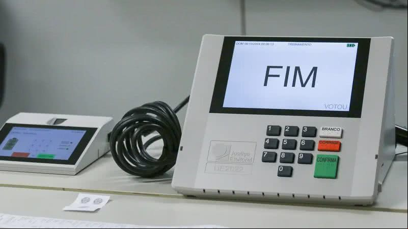 CCJ do Senado aprova PEC com fim da reeleição a partir de 2028 - José Cruz / Agência Brasil