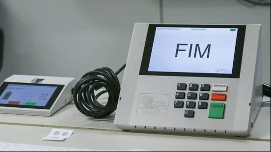 CCJ do Senado aprova PEC com fim da reeleição a partir de 2028 - José Cruz / Agência Brasil