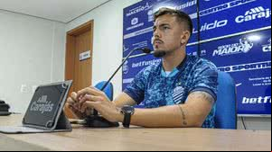 O zagueiro Eduardo Biazus não vai permanecer no Azulão - Alan Maxx / CSA