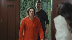 Imagem Força de Mulher: Bahar identifica a voz de Munir e expõe a conspiração de Piril no sequestro de seus filhos