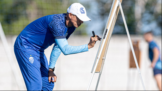 Técnico Higo Magalhães, do CSA - Allan Max / CSA