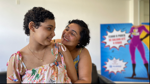 Josiane Luna e a filha, Melissa Luna, que recebeu doação de medula - Foto: Ascom Sesau