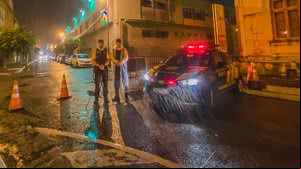 Imagem Departamento de Trânsito alerta condutores sobre riscos de chuvas fortes