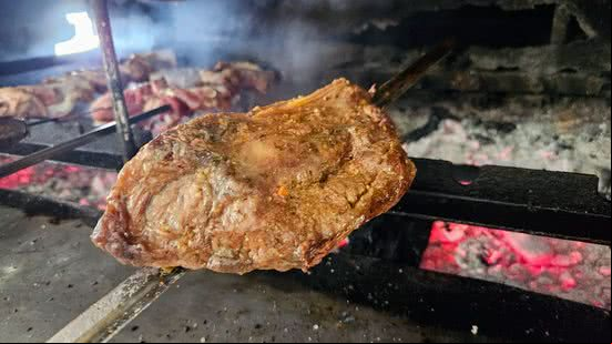 Imagem Cupim no bafo: sabor e superação na Cidade Universitária