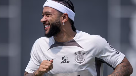 Busca online na madruga: diretor revela como Corinthians 'achou' Memphis - Rodrigo Coca / Agência Corinthians
