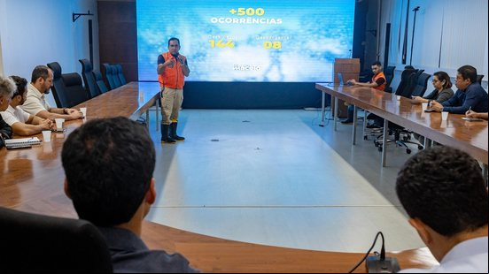 Imagem Chuva em Maceió: JHC reúne secretários e pede reforço em força-tarefa