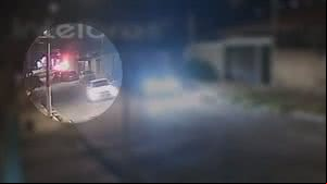 Polícia divulga imagens de suspeitos de incêndio criminoso em viaduto - Reprodução / PCAL