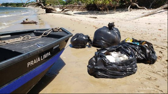 Praia Limpa transforma cenário de praias na Barra de São Miguel - Foto: Assessoria