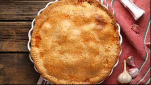 Empadão de frango com requeijão cremoso (Imagem: Pixel-Shot | Shutterstock)