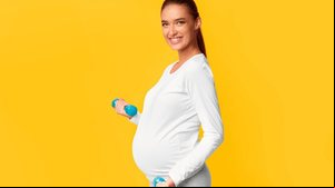A atividade física é uma aliada poderosa para a qualidade de vida e o bem-estar na gravidez (Imagem: Prostock-studio | Shutterstock)