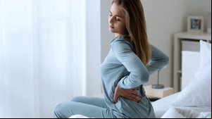 A hérnia de disco costuma causar dores intensas (Imagem: Stock-Asso | Shutterstock)