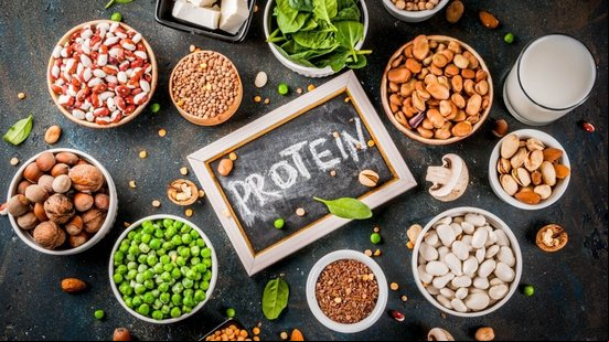 Se atentar ao tipo de proteína consumida é essencial para a saúde cardiovascular (Imagem: Rimma Bondarenko | Shutterstock)