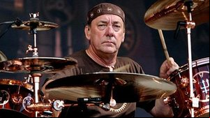 Imagem Neil Peart, baterista do Rush, morre aos 67 anos