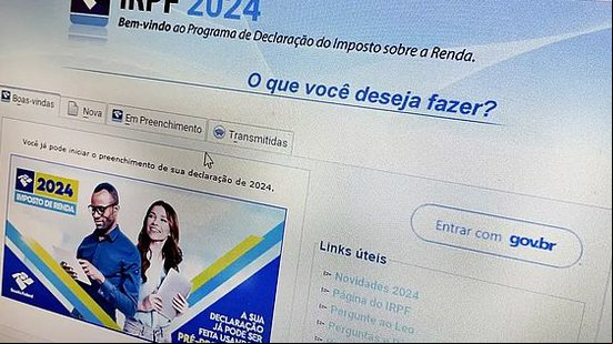 A consulta ao segundo lote começou a partir das 10h desta sexta-feira (21) e tem 5,8 milhões de contribuintes. | Juca Varella / Agência Brasil
