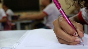 Dados divulgados pelo IBGE nesta sexta-feira (17), apontam que, apesar dos avanços na educação, Alagoas ainda é líder nacional em analfabetismo | Foto: André Borges/Agência Brasília