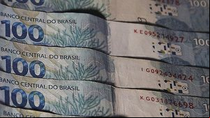Serão pagos mais de R$ 827 milhões aos beneficiados | Foto: Arquivo Agência Brasil / José Cruz
