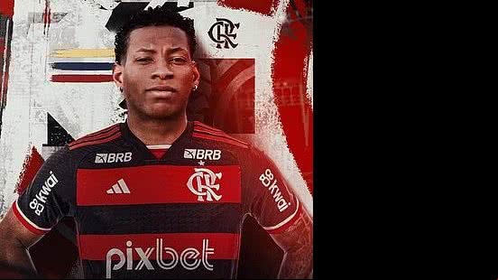 O jogador desembarcou no Rio de Janeiro nesta sexta-feira. Ele foi ao Ninho do Urubu para  o contrato e já conhecer a estrutura do clube | Divulgação / Flamengo