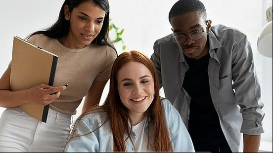 É essencial conhecer as áreas que oferecem maior potencial de crescimento e retorno financeiro | Freepik
