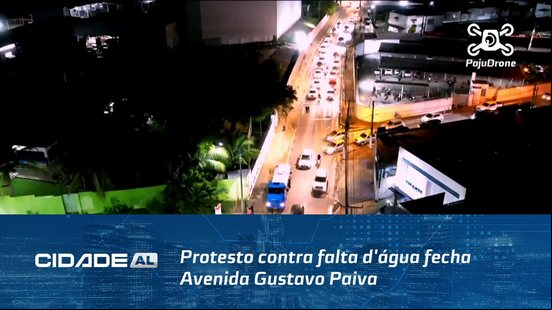 Moradores Queimam Pneus: Protesto contra falta d'água fecha Avenida Gustavo Paiva