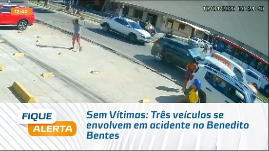 Sem Vítimas: Três veículos se envolvem em acidente no Benedito Bentes
